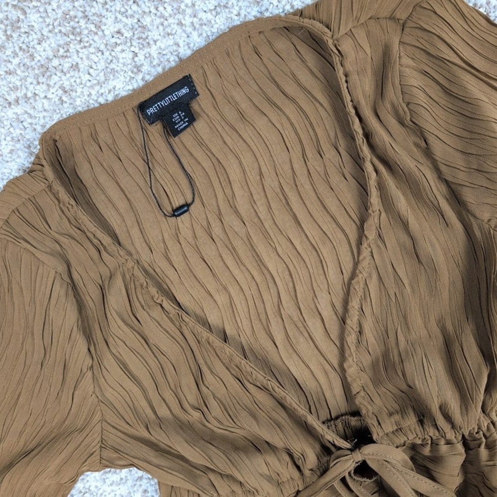 PrettyLittleThing Brown Crinkle Tie Front Top Blouse Bell Sleeve Women US 2